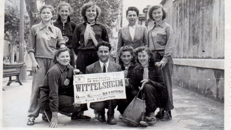 # c) Maman Basket006