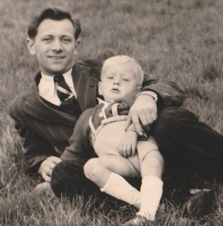 # XV j) chorale Sigismond le dirigeant Félix Dobros avec son fils Richard-sommaire